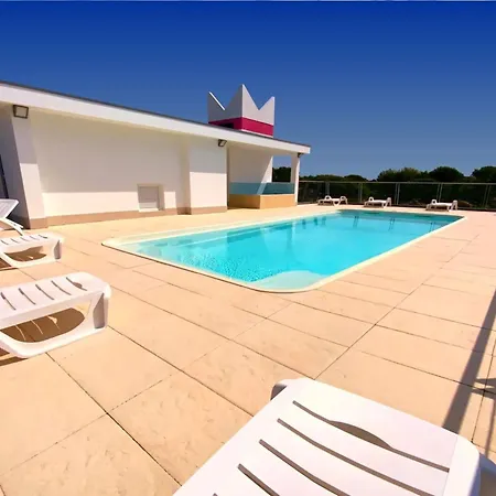Lido Dei Pini Modern Escape *