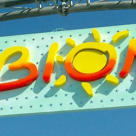 Lido Dei Pini Modern Escape Lägenhet Bibione