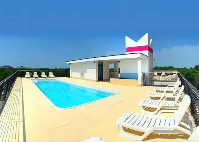 Διαμέρισμα Lido Dei Pini Modern Escape